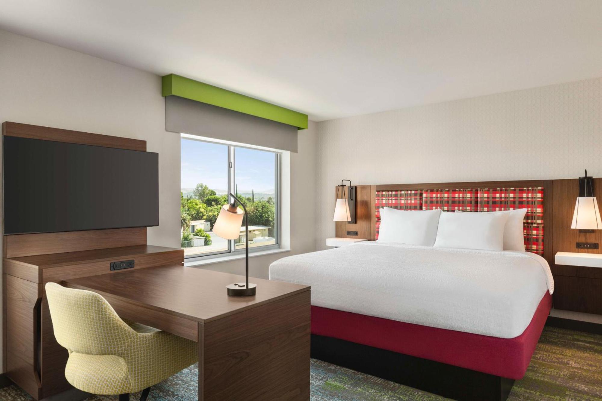 Hampton Inn & Suites 오로빌 외부 사진