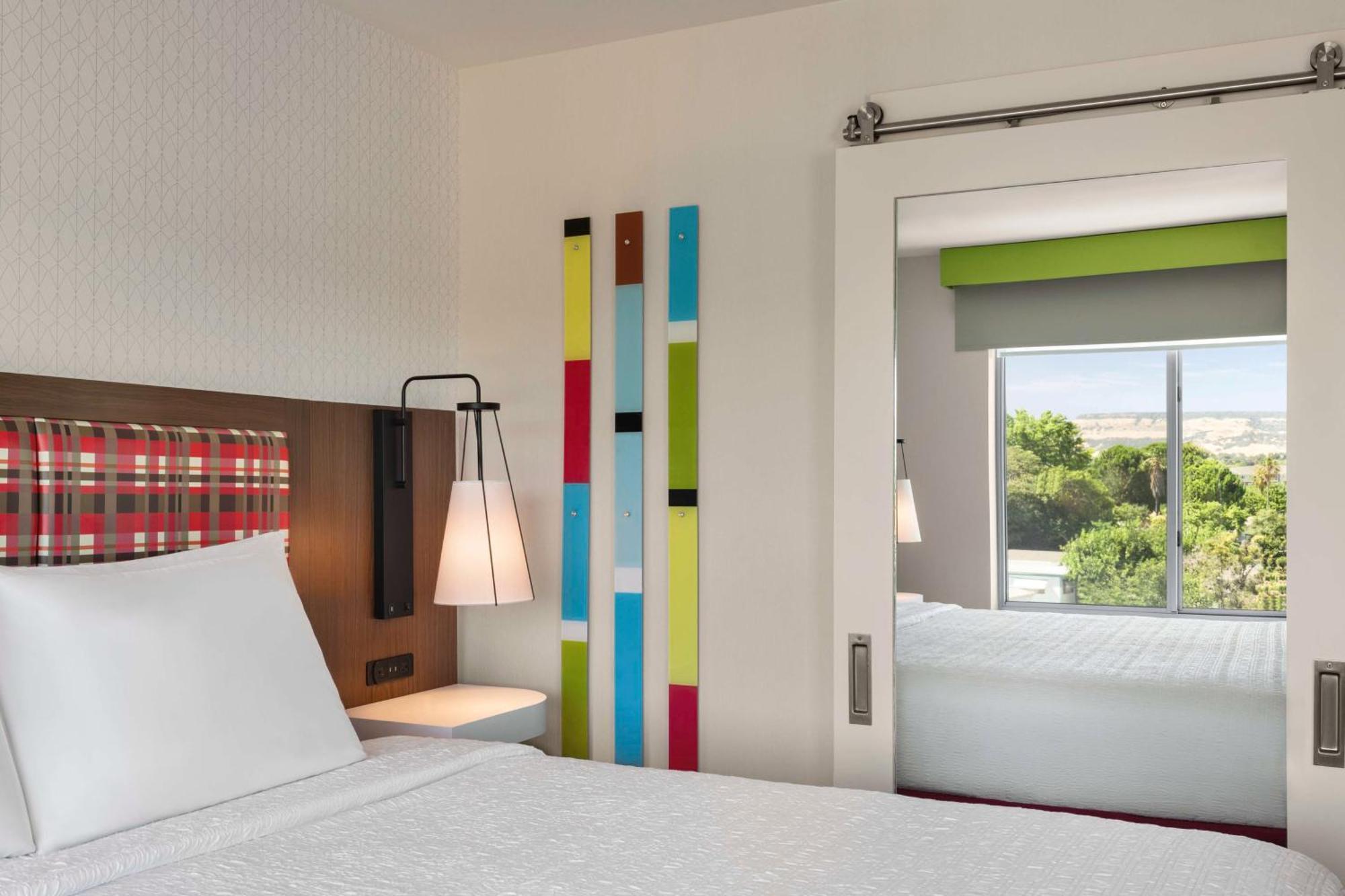 Hampton Inn & Suites 오로빌 외부 사진