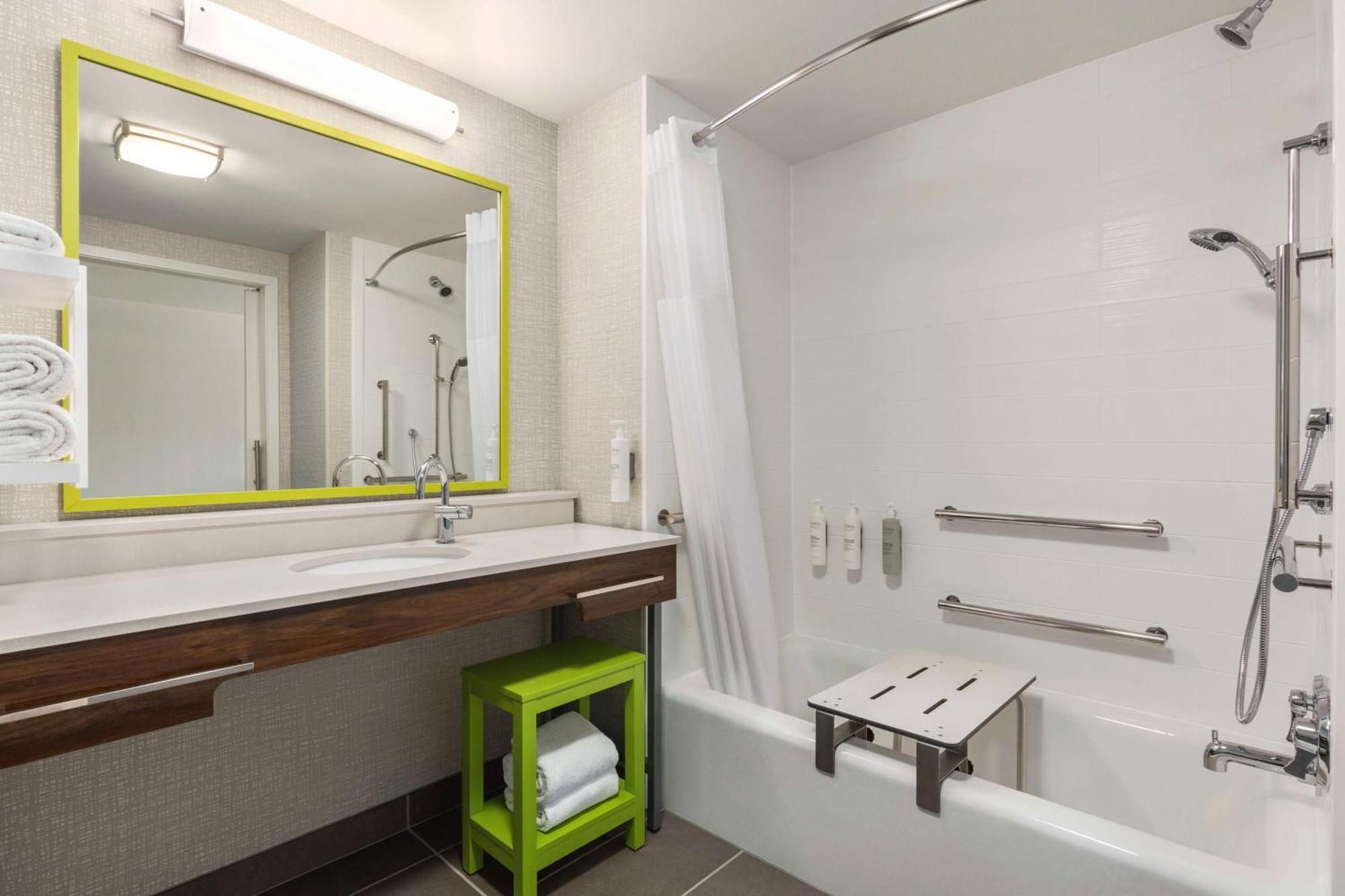 Hampton Inn & Suites 오로빌 외부 사진